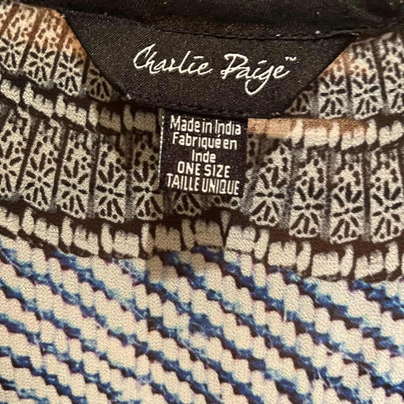 CHARLIE PAIGE OSFM DETAIL PONCHO - Picture 3 of 7